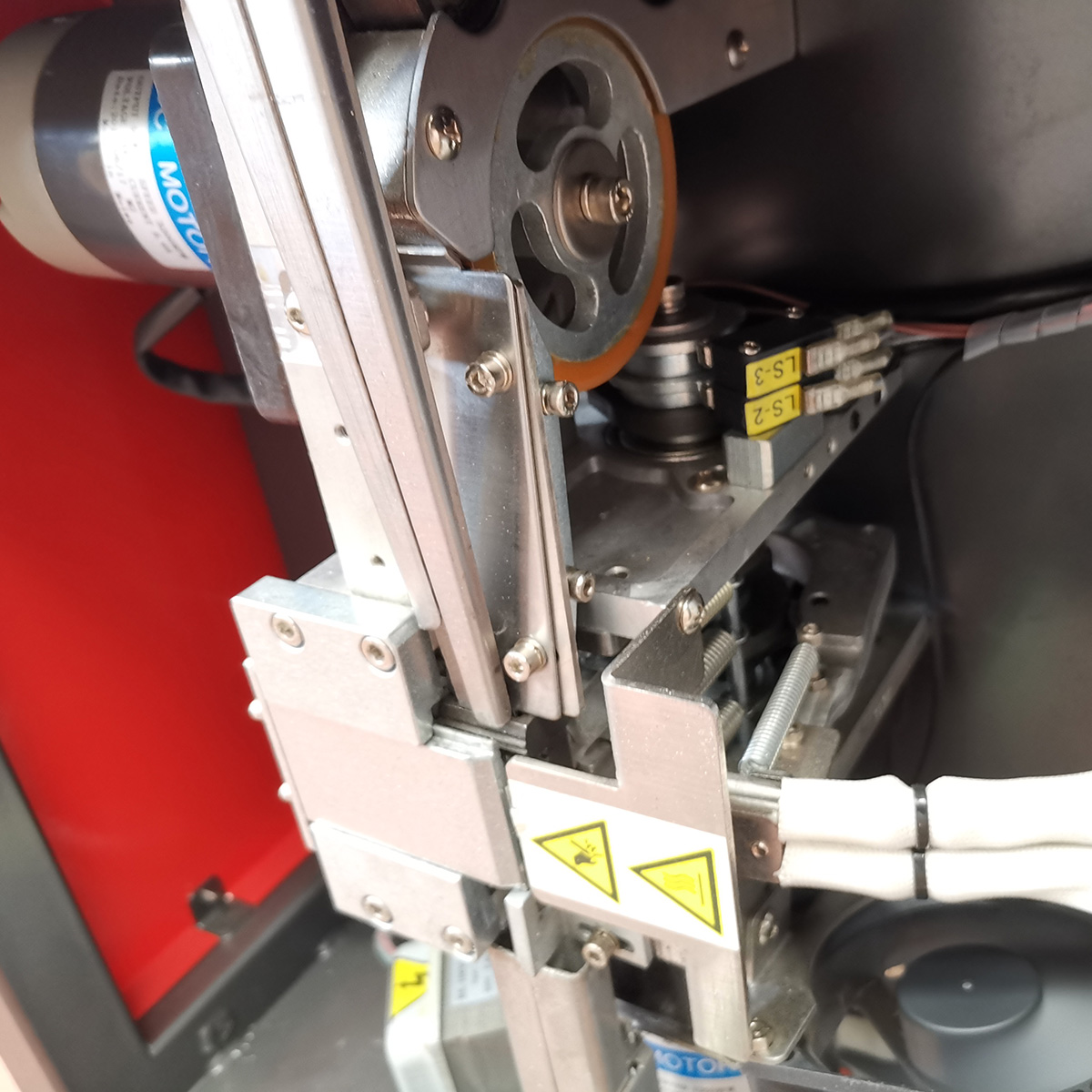 Ημιαυτόματη Τσερκοδετική Παλετών PALLET STRAP T45 pallet strap t